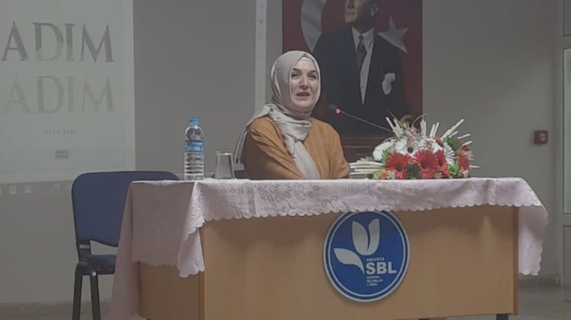 Eğitimci-Yazar Zeynep Sati YALÇIN konferans verdi.